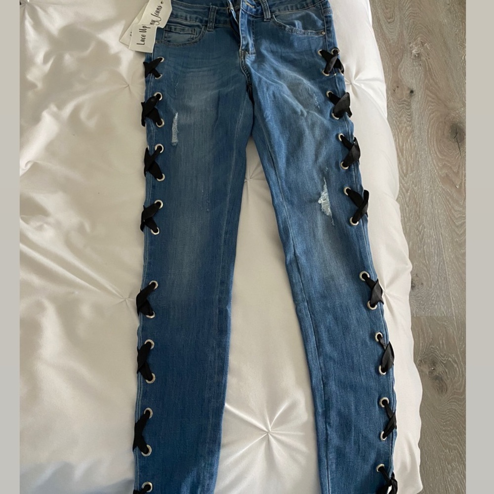 Redial Ribbon Skinny Jeans